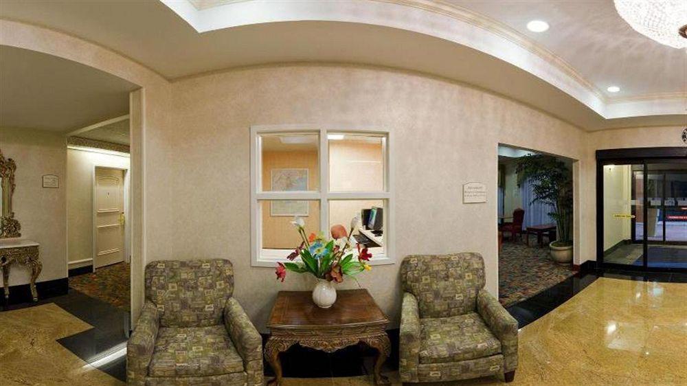 Holiday Inn Express Hotel & Suites Meadowlands Area By Ihg Carlstadt Ngoại thất bức ảnh