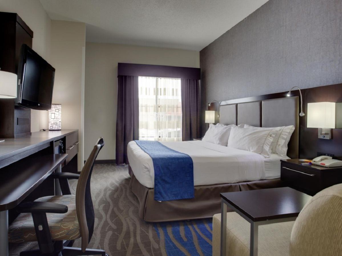 Holiday Inn Express Hotel & Suites Meadowlands Area By Ihg Carlstadt Ngoại thất bức ảnh